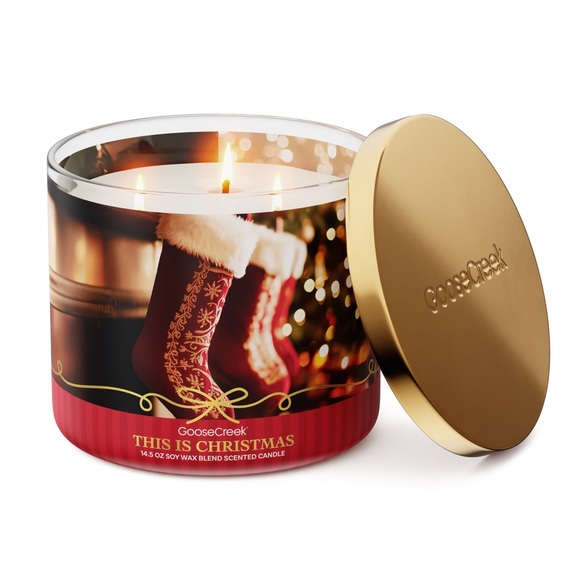 GUCCI & CHANEL DECORATIVE BOOKS WITH SCENTED CANDLES - Picture 4 of 6